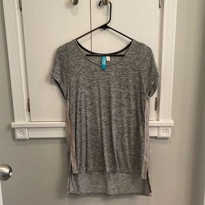 Gray Heather top